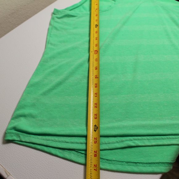 tek gear drytek  green athletic tank - Picture 6 of 7